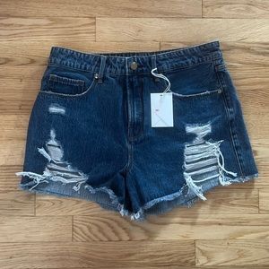 Good American denim shorts